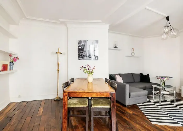 아파트 Spacious Bright In Montmartre 파리