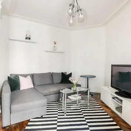 Spacious Bright In Montmartre *